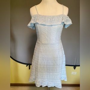 *NEVER WORN Lace Eyelet style Dress in Powder Blue Size Small